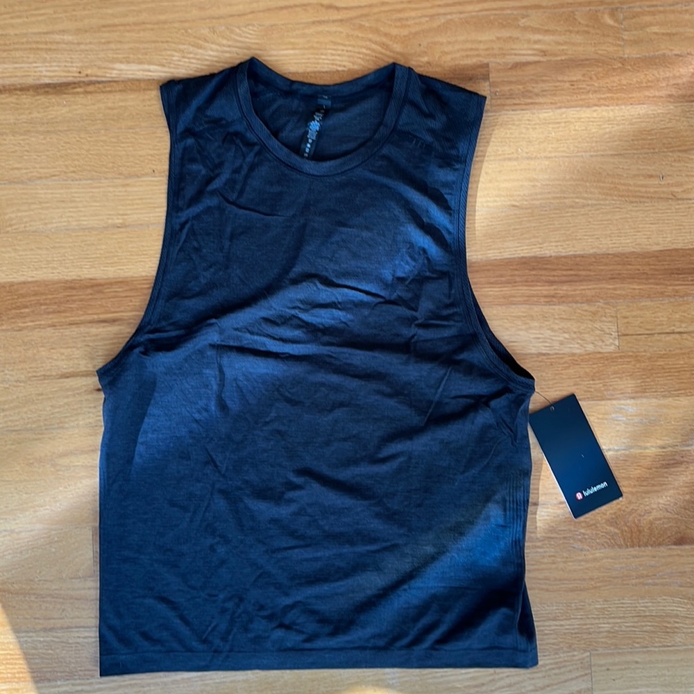 Lululemon Metal Vent Tech Sleeveless 2.0 *NWT*